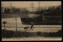 Besançon - Besançon - Les Remparts près de la Porte Charmont. [image fixe] , 1904/1930