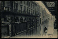 Besançon - Inondations de Janvier 1910 - Rue de la République. (Labourée). [image fixe] , Besançon : Editions Mauvillier, 1904/1910