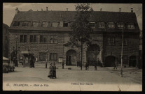 Besançon - Besançon - Hôtel de Ville. [image fixe] , Paris : Lévy Fils et Cie, Paris : Edition Henri Martin, 1910/1930