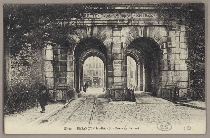 Besançon. - Porte de Battant - [image fixe] , Strasbourg : Editions "LA CIGOGNE" 37, rue dela Course Strasbourg, 1930/1958