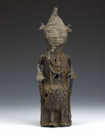Statuette de reine - sculpture de style Edo, Nigériastatuette de femme assise sur un trône