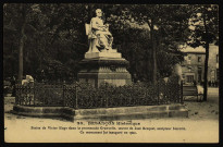 Statue de Victor Hugo dans la promenade Granvelle, oeuvre de Just Becquet, sculpteur bisontin. Ce monument fut inauguré en 1905 [image fixe] , Paris : I. P. M., 1904/1918