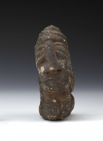 Statuette funéraire pombo - sculpture Kissi, Sierra Leonestatuette d’homme assis