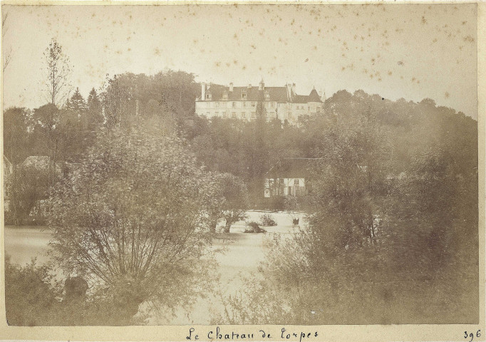 Le château de Torpes