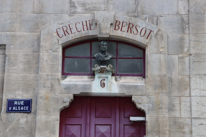 Buste ; Monument Louis Bersot