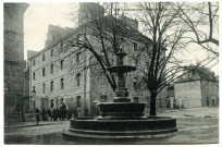 Besançon. Place Marulaz. Caserne du Génie [image fixe] , 1904/1930