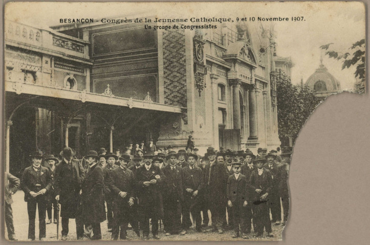 Besançon - Congrès de la Jeunesse Catholique, 9 et 10 Novembre 1907 - Un groupe de Congressistes. [image fixe] , 1904/1908