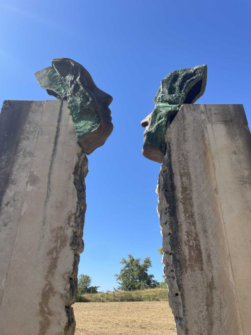 Sentinelles de la mémoire ; sculpture ; sculpture monumentale