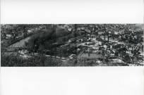 Gare d'eau, aménagement des terrains : notes, correspondance avec le conseil général, présentation du projet, plans, photographies, délibérations du conseil municipal et conseil général, historique du projet. Projet d'aménagement d'une cité administrative à la Gare d'eau : notes, dossier de consultation du concours d'architecture.