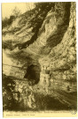 Environs de Besançon-les-Bains. - Entrée des grottes St-Léonard [image fixe] , 1904/1930