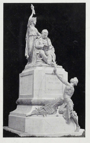 [La statue de Proudhon à Besançon] [image fixe] / Laethier  ; A. D'Hoop , Besançon, 1909/1945