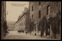 Besançon - Caserne Condé. 30me Bataillon de Génie [image fixe] , Besançon : Etablissements C. Lardier ; C.L.B., 1915/1920