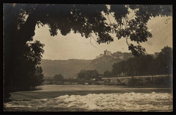 Besançon - Vue prise de la promenade Micaud - Le Barrage et la Citadelle [image fixe] , 1904/1930