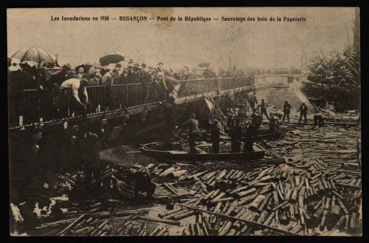 Besançon - Inondations de Janvier 1910 - Pont de la République - Sauvetage des bois de la Papeterie [image fixe] , Besançon : Mosdier, édit. Besançon, 1904/1910