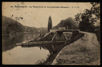 Besançon - Le Vieux pont de la promenade Chamars [image fixe] , Besançon : C L., 1914-1917