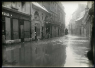 MAUVILLIER, Emile. Besançon. Inondations janvier 1910, rue des Granges