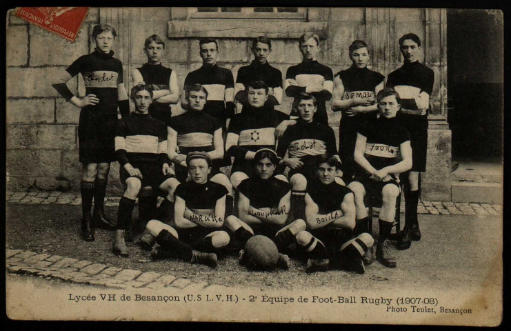 Lycée VH de Besançon (U. S. L. V. H.) - 2e Equipe de Foot-Ball Rugby (1907-1908) [image fixe] , Besançon : Teulet, 1901-1908