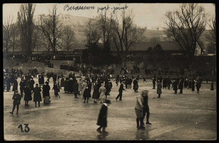 Besançon en Hiver - Patinage sur le Doubs - C. L. B. [image fixe] , Besançon : C. L. B., 1914-1917
