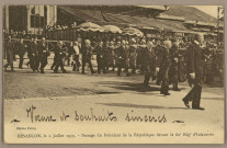 Besançon, le 2 juillet 1933 - Passage du Président de la République devant le 60 Régt d'Infanterie. [image fixe] Edition Perrey, 1904/1933