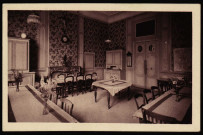 Ecole ménagère de la Providence Besançon. La Salle à Manger [image fixe] , Lyon : Hélio M. Lescuyer, 1915/1943