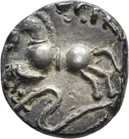 A.X52LAV.9 - pièce de monnaie ; quinaire