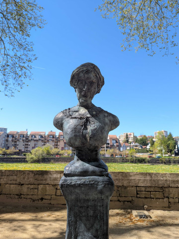 Sculpture ; buste ; buste d'Henriette de Crans