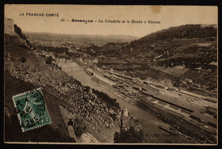 Besançon - La Citadelle et le Doubs à Rivotte. [image fixe] , Paris : B. F. " Lux " ; Imp. Catala Frères, 1904/1930