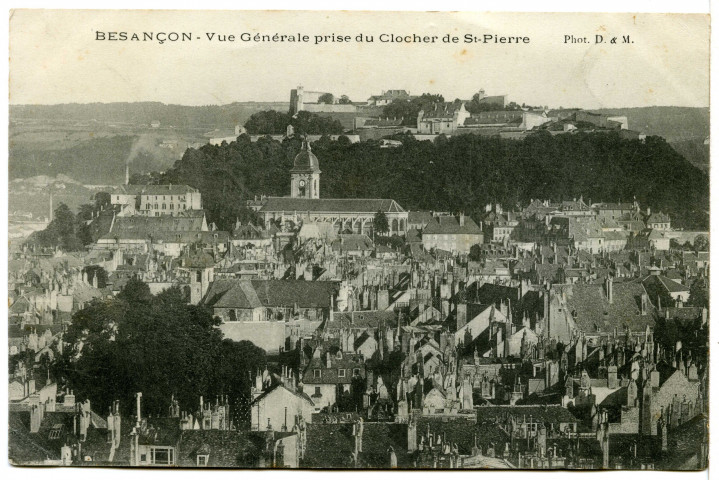 Besançon - Vue Générale prise du Clocher de St-Pierre [image fixe] , Besançon : Phot. D. &amp; M., 1897/1903
