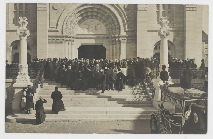 Obsèques du sculpteur Just Becquet à St. Ferjeux le 28 février 1907 [estampe] , [S. l.] : [s. n.], 1907