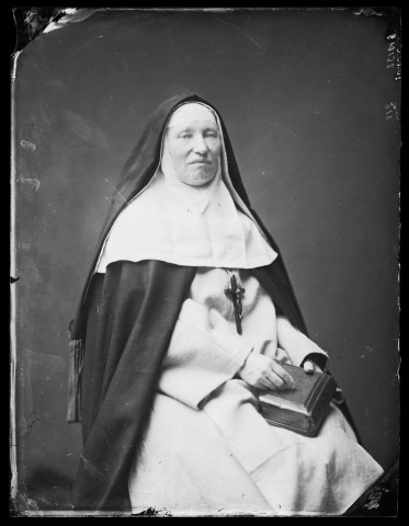 Portrait d'une religieuse