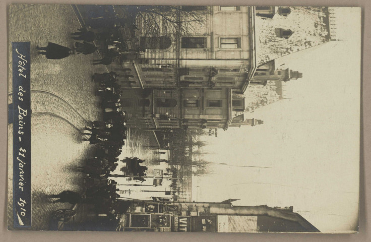 Hôtel des Bains - 21 janvier 1910. [image fixe] , Besançon : Photographie L. BEVALOT 13, Rue Vittel, 13 Besançon, 1904/1910