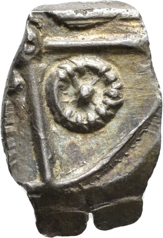 A.X12GOU.4 - pièce de monnaie ; denier