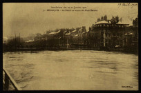 Besançon - Inondations des 20-21 Janvier 1910 - Le Doubs en amont du Pont Battant. [image fixe] , 1904/1910