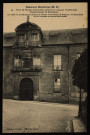 Besançon - Porte de l'Ancien Archevêché construit en 1704 par l'Archevêque François-Joseph de Grammont [image fixe] , Besançon : " Collection artistique - Cliché Ch. Leroux ", 1904/1930