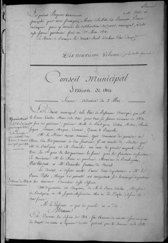 Registre des délibérations du Conseil municipal, avec table alphabétique, du 2 mai 1813 au 15 avril 1817