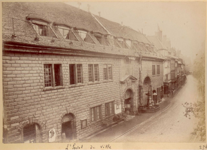 L'Hôtel de ville