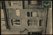 Besançon - Rue du Petit Battant. Maison natale de Pierre Joseph Proudhon (1809-1865) [image fixe] , 1904/1930
