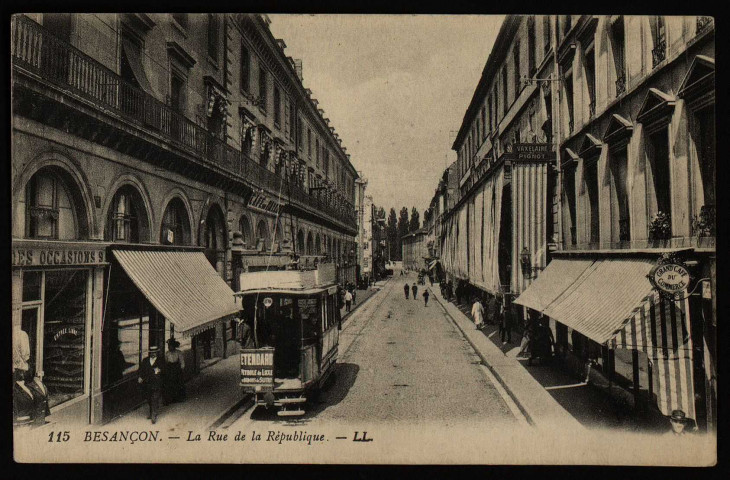 Besançon. - La Rue de la République [image fixe] , Paris : Lévy Fils & Cie, 1900-1910
