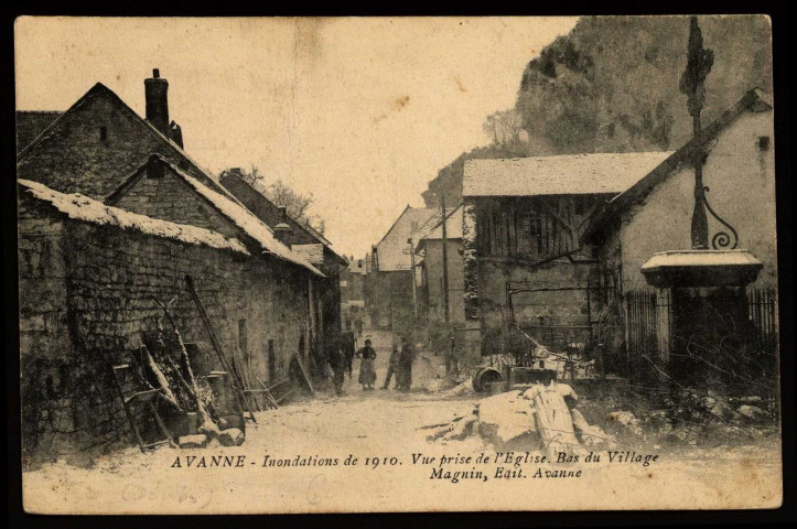 Avanne - Inondations de 1910. Vue prise de l'Eglise. Bas du Village [image fixe] , Avanne : Magnin, Edit., 1910