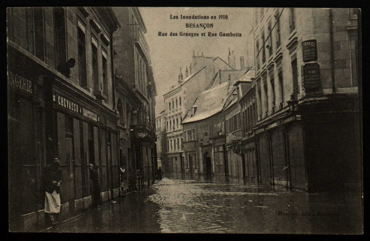 Besançon - Les Inondations en 1910 - Rue des Granges et rue Gambetta. [image fixe] , Besançon : Mosdier, édit. Besançon, 1904/1910