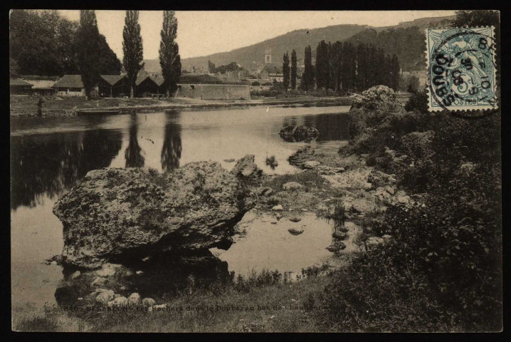 Besançon - Les Rochers dans le Doubs au Bas de Chaudanne [image fixe] , 1904/1908