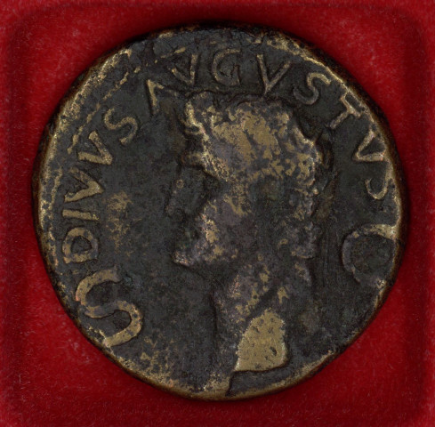 Mon 1694 - Caligula