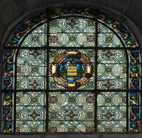 Verrière décorative armoriée