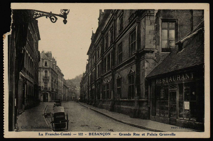 Besançon - Grande-Rue et Palais Granvelle [image fixe]